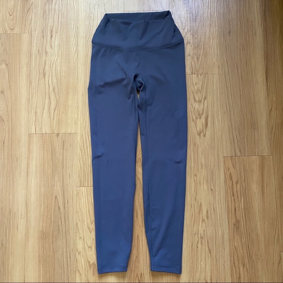 SOLD! Everyday Leggings - XS - Same as Paragon - Picture 3 of 7